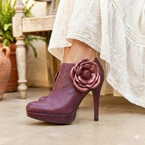 Vintage Kelsi Dagger Plum Floral Platform Ankle Boots
